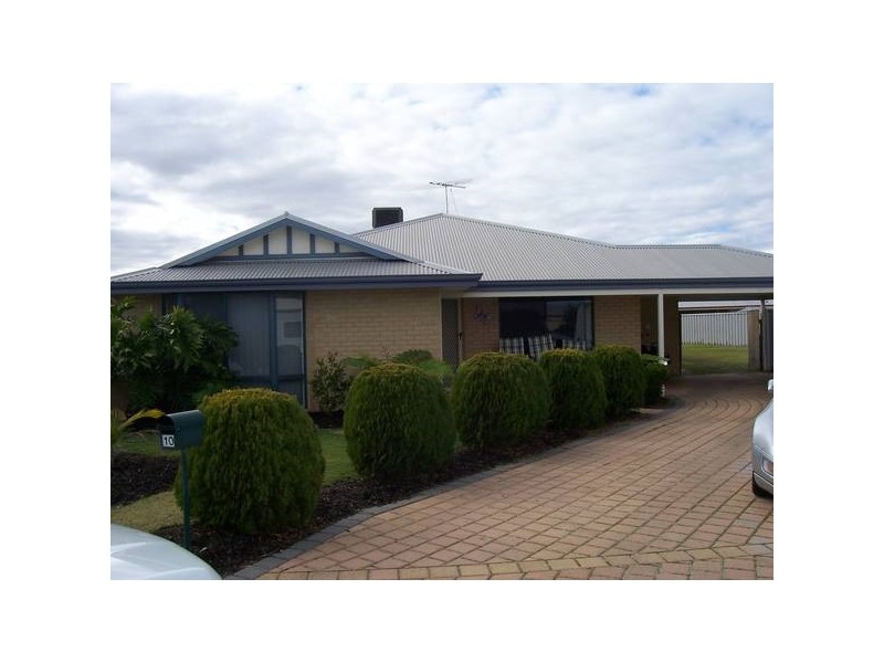 10 Touchell Retreat, Atwell WA 6164
