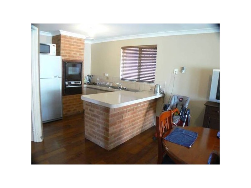8 Mudlark Way, Yangebup WA 6164