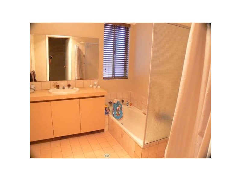 8 Mudlark Way, Yangebup WA 6164