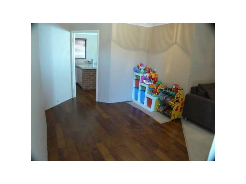 8 Mudlark Way, Yangebup WA 6164