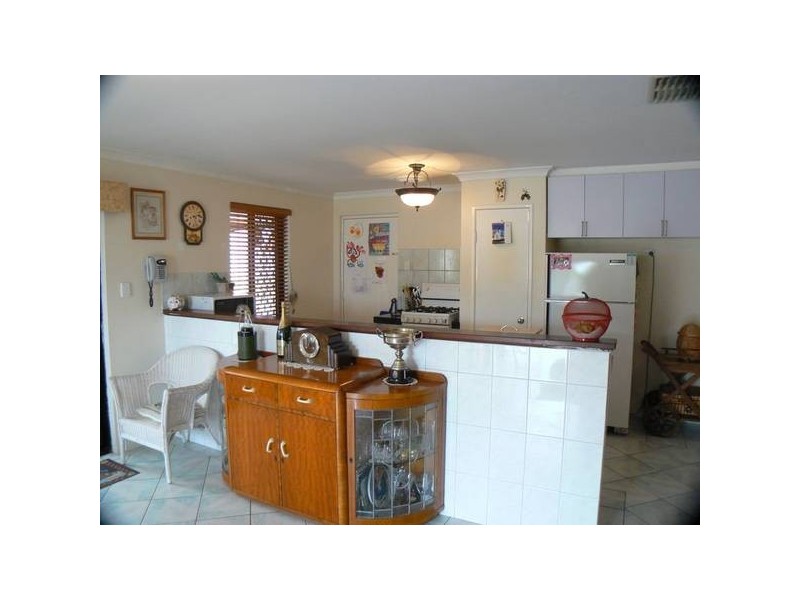 11 Thornbill Loop, Beeliar WA 6164