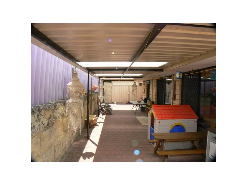 11 Thornbill Loop, Beeliar WA 6164