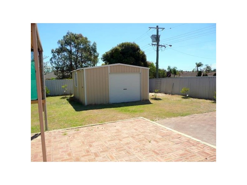 2 Wapengo Close, South Lake WA 6164