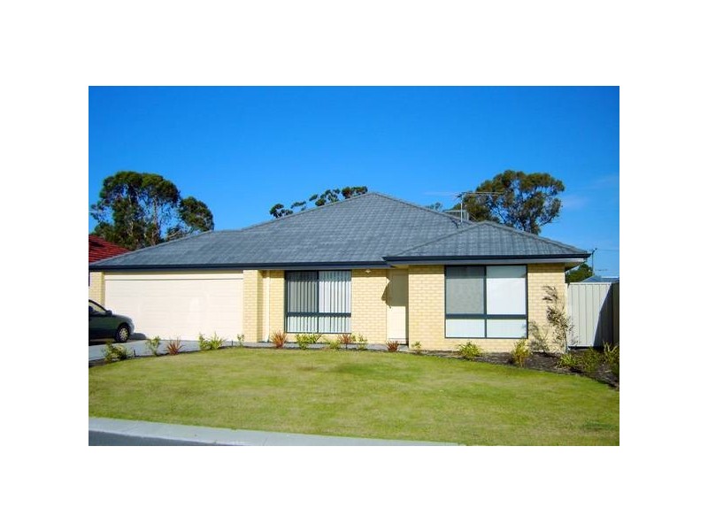 7 Flowergum Way, South Lake WA 6164
