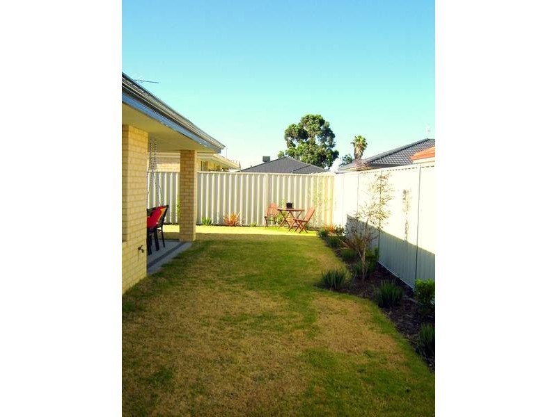 7 Flowergum Way, South Lake WA 6164