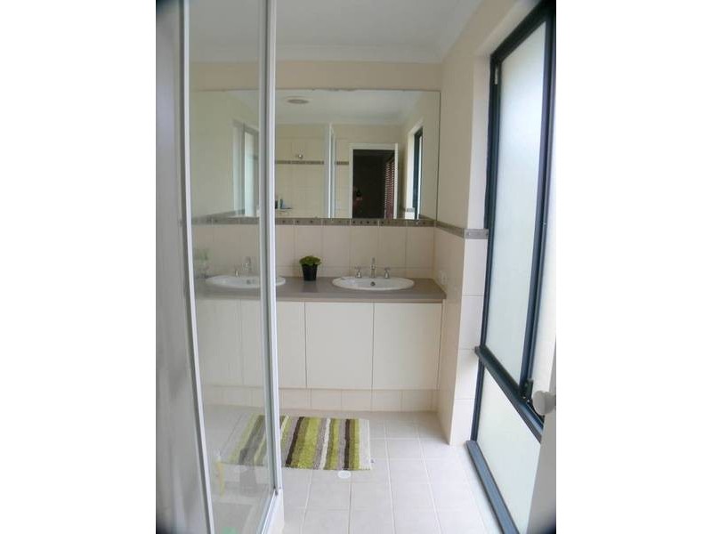 64 Birchley Road, Beeliar WA 6164