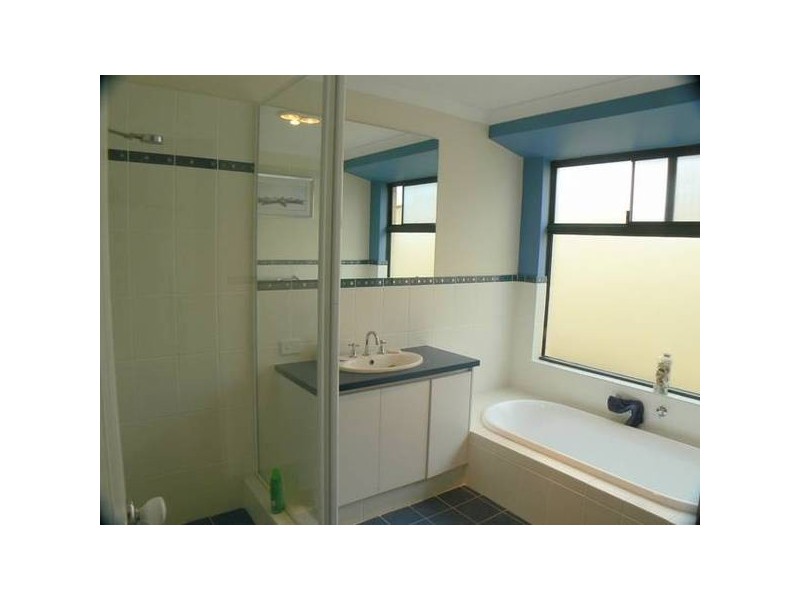 64 Birchley Road, Beeliar WA 6164