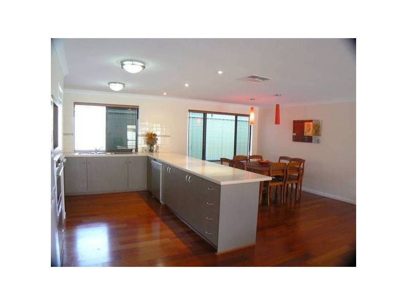 64 Birchley Road, Beeliar WA 6164