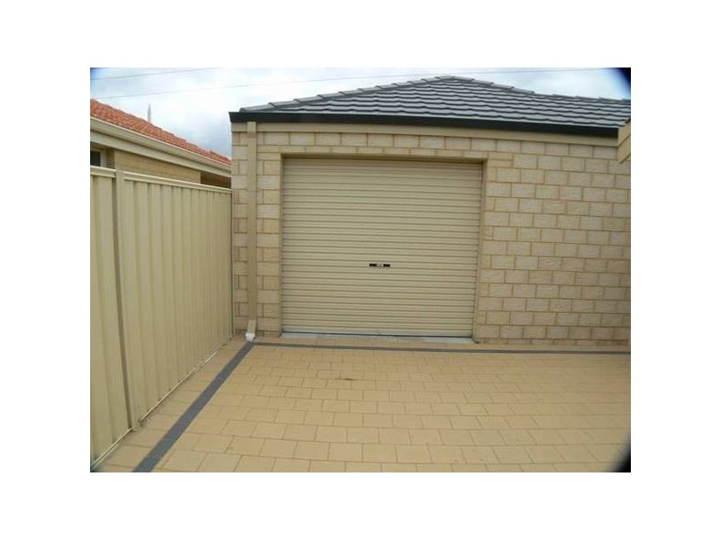 64 Birchley Road, Beeliar WA 6164