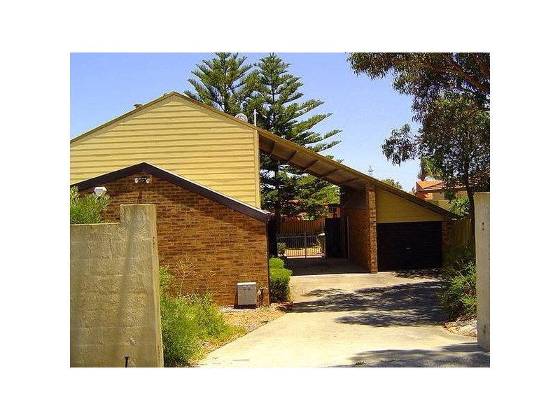 35 Mannion Way, Kardinya WA 6163
