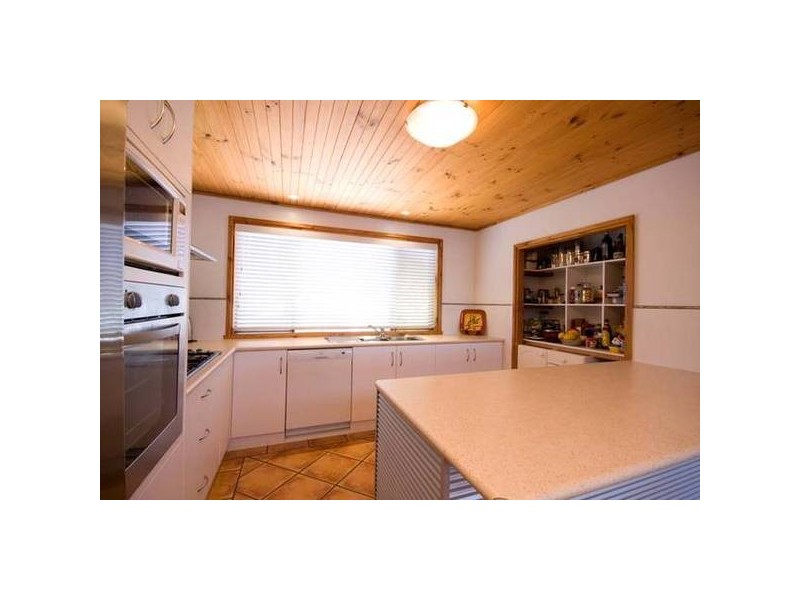 35 Mannion Way, Kardinya WA 6163