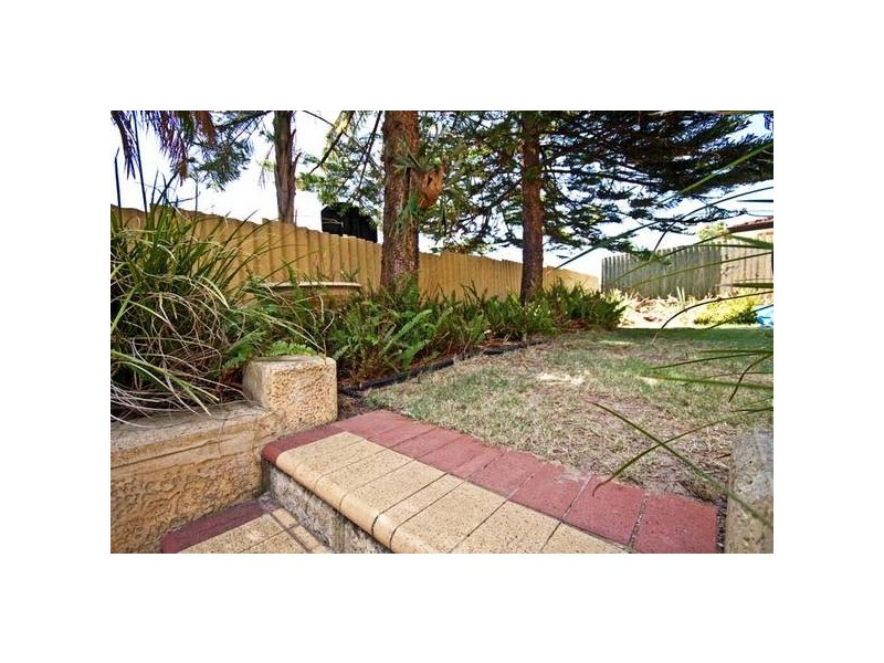 35 Mannion Way, Kardinya WA 6163