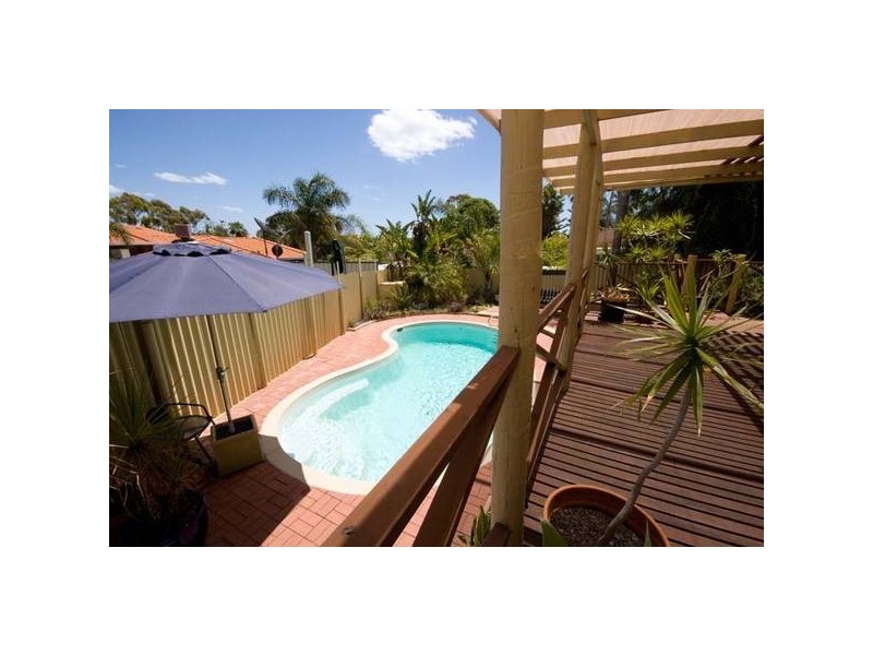 35 Mannion Way, Kardinya WA 6163