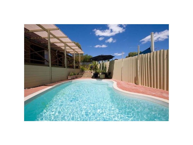 35 Mannion Way, Kardinya WA 6163
