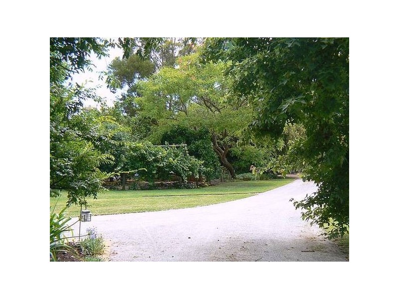 29 Britton Place, Wandi WA 6167