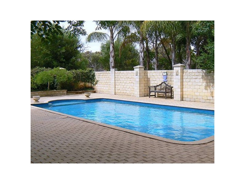 29 Britton Place, Wandi WA 6167