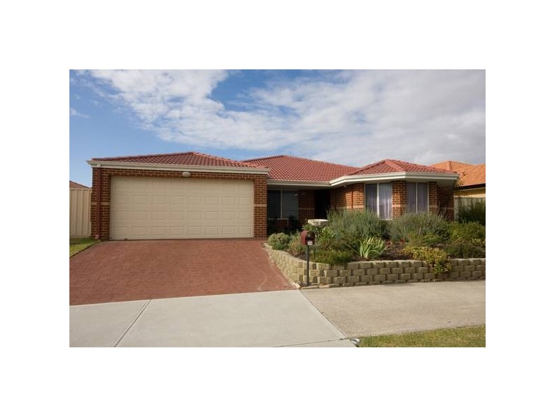 36 Jackadder Avenue, Hammond Park WA 6164
