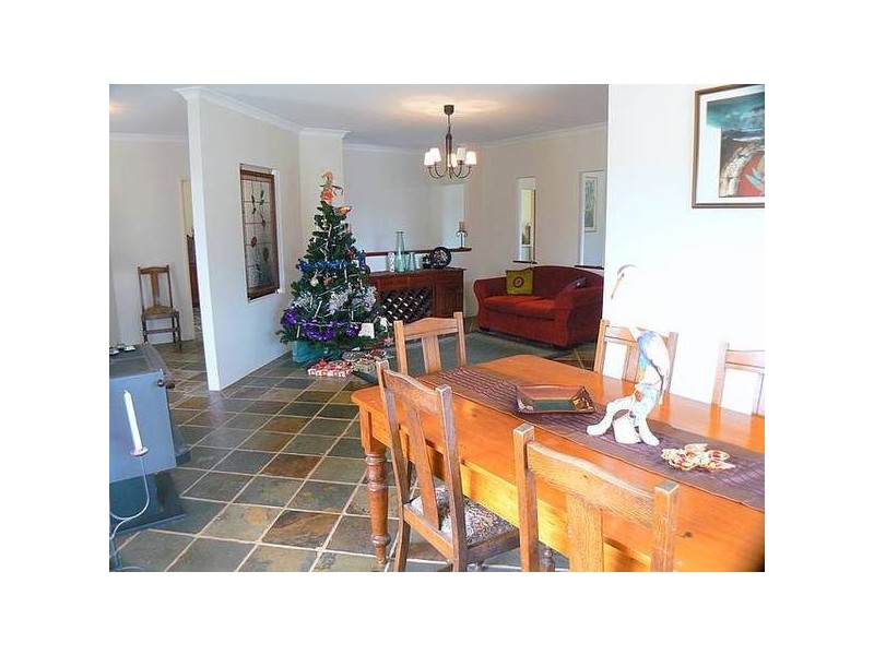 40 Scovell Crescent, Anketell WA 6167