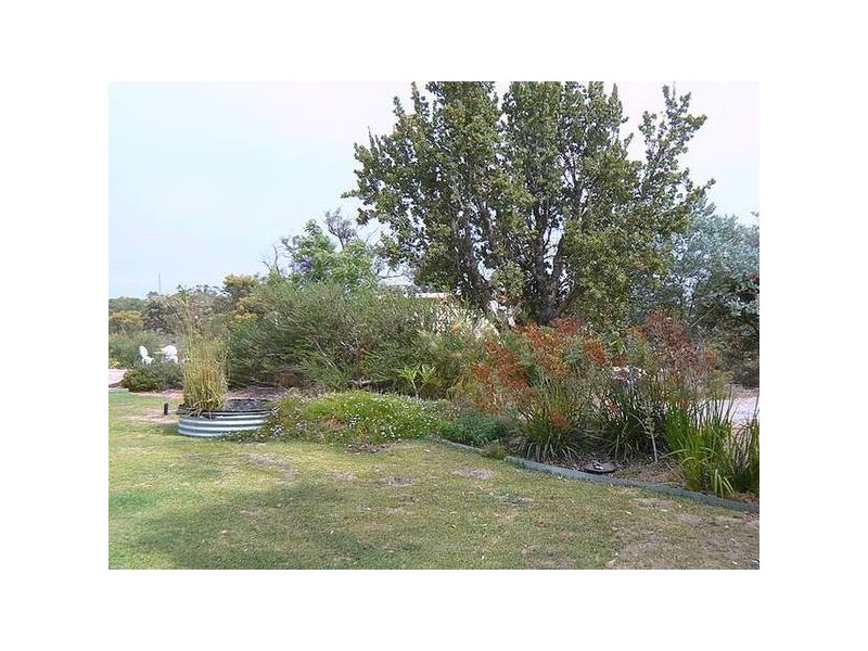 40 Scovell Crescent, Anketell WA 6167