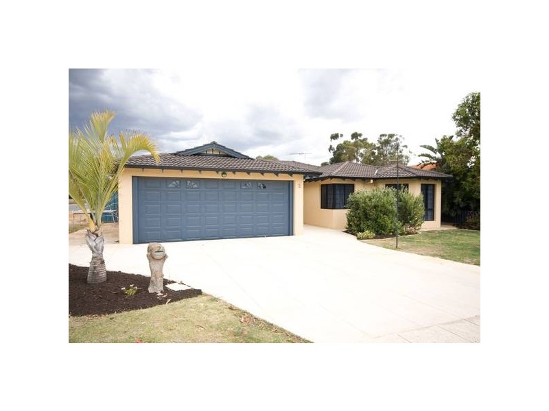 2 Pausin Crescent, Bibra Lake WA 6163