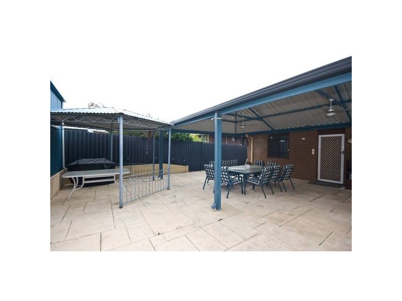 2 Pausin Crescent, Bibra Lake WA 6163