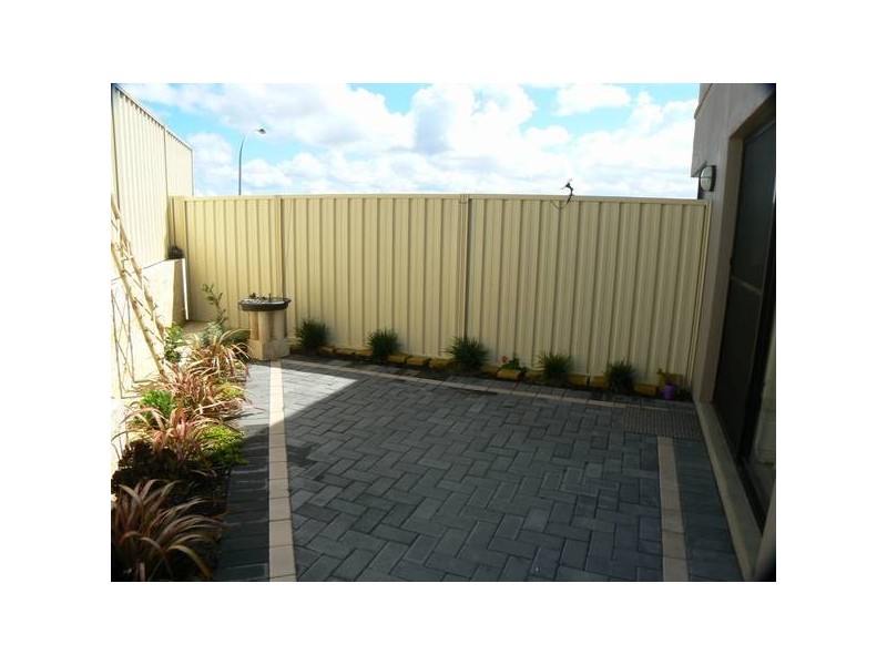 8 Giudice Way, Yangebup WA 6164