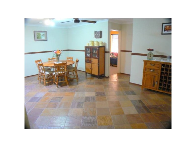 12 Hadley Gardens, Kardinya WA 6163