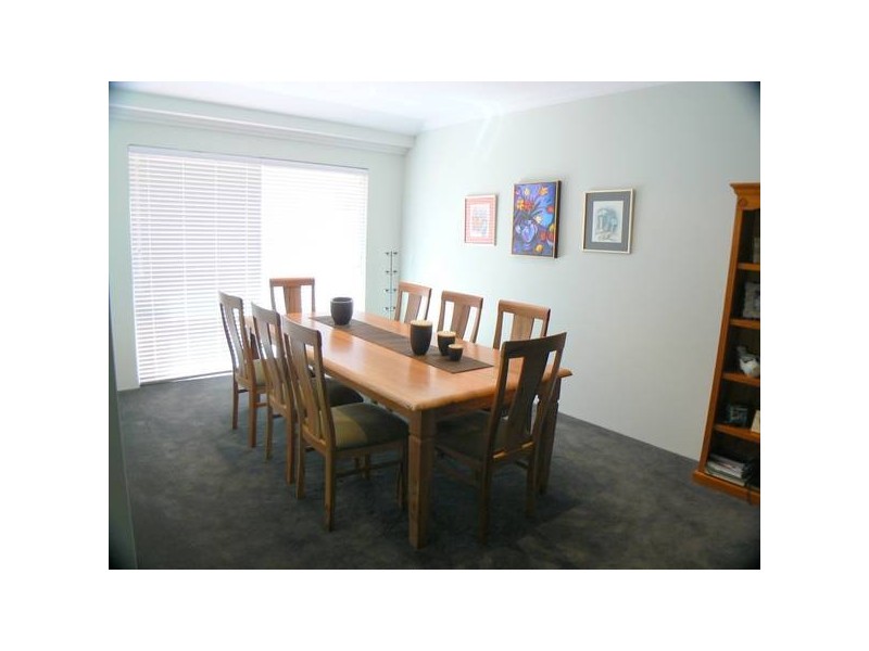 18 Aurora Drive, Atwell WA 6164