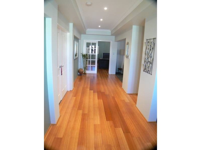 18 Aurora Drive, Atwell WA 6164