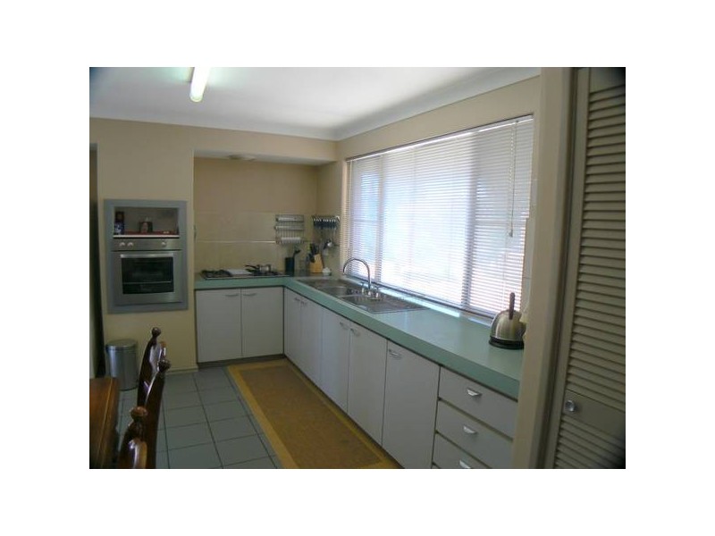 17 Begonia Close, Yangebup WA 6164