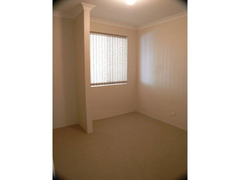 1 Grassbird Loop, Yangebup WA 6164