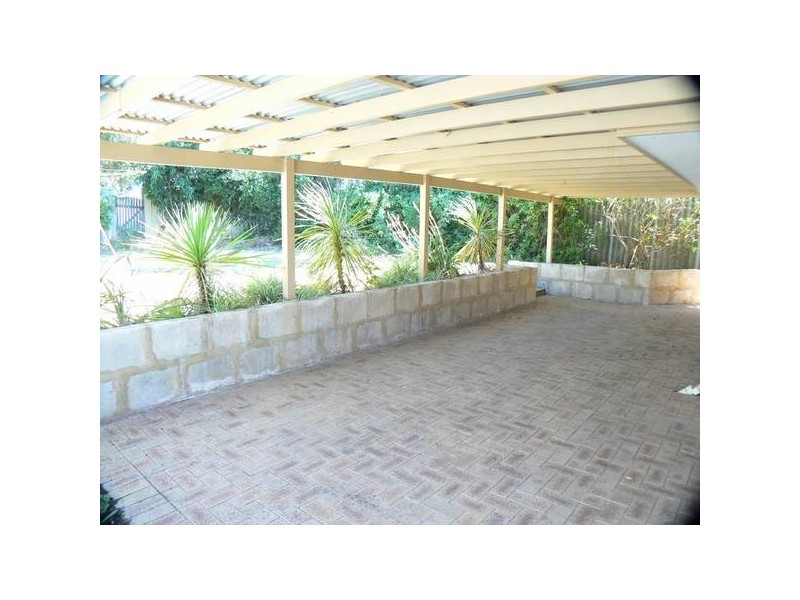 1 Grassbird Loop, Yangebup WA 6164