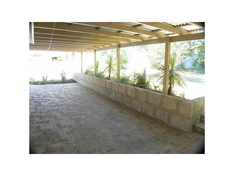 1 Grassbird Loop, Yangebup WA 6164