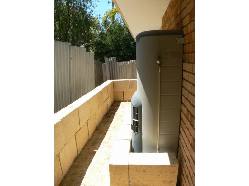 1 Grassbird Loop, Yangebup WA 6164