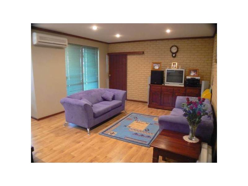 9 Hynes Way, Hamilton Hill WA 6163