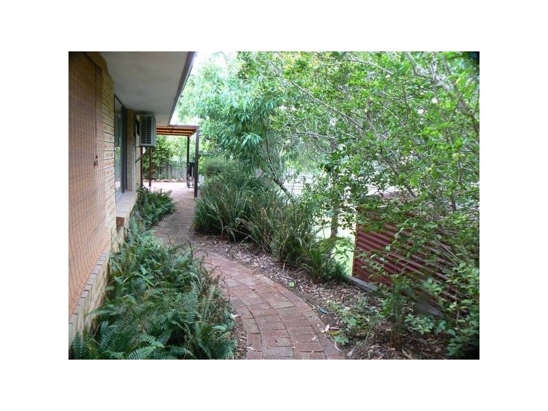 26 Moorhen Drive, Yangebup WA 6164