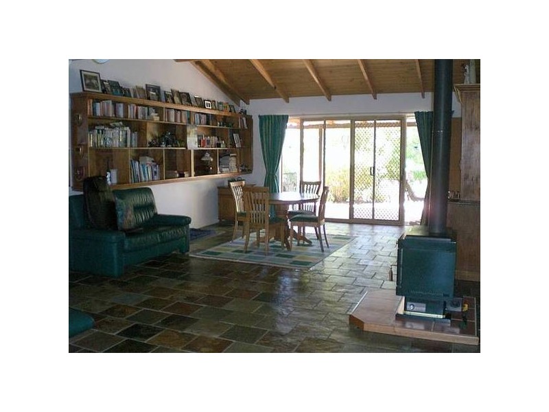 200 De Haer Road, Wandi WA 6167