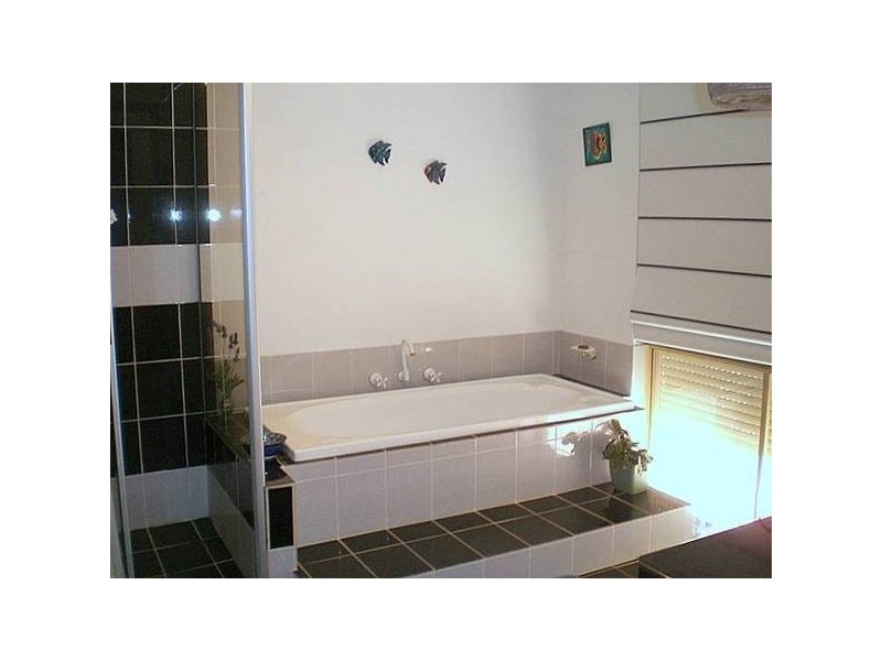 200 De Haer Road, Wandi WA 6167