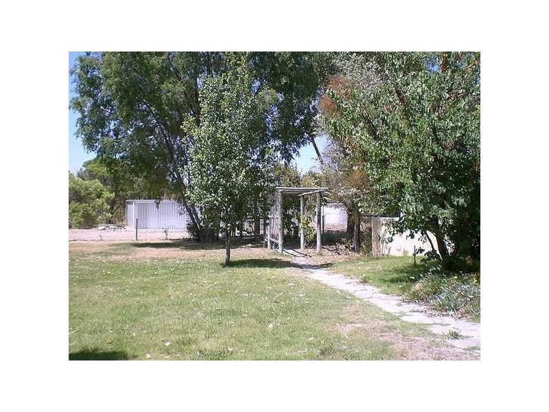 200 De Haer Road, Wandi WA 6167