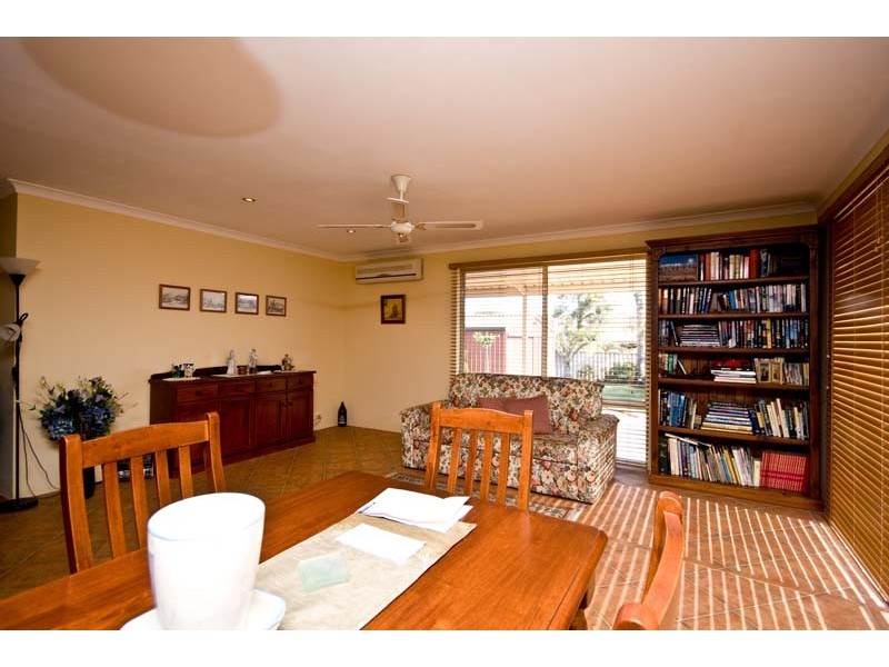 28 Catalpa Crescent, South Lake WA 6164