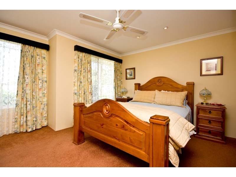 28 Catalpa Crescent, South Lake WA 6164