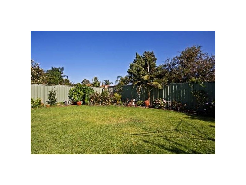 17 Brigalow Way, Armadale WA 6112