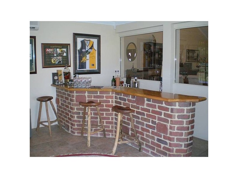 142 Country Drive, Oakford WA 6121