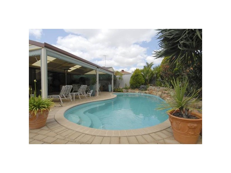 35 Ainslie Court, Kardinya WA 6163