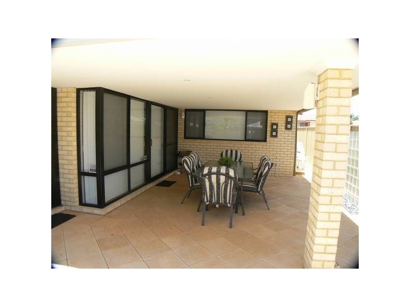 7 Ellesmere Circuit, Success WA 6164