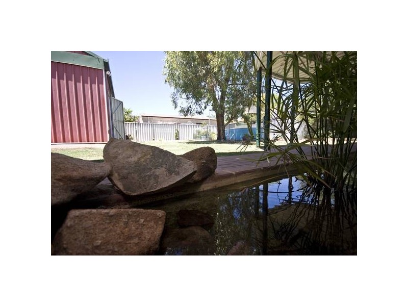 4 Seabrook Place, Success WA 6164