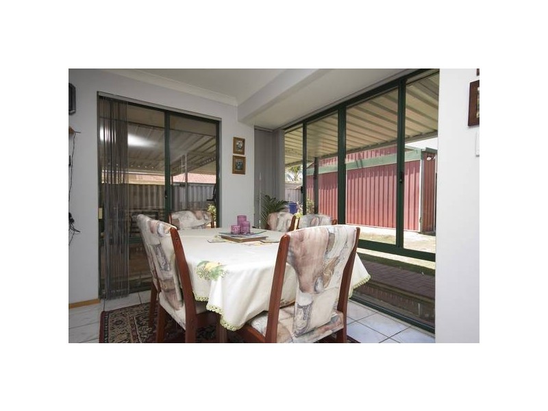 4 Seabrook Place, Success WA 6164