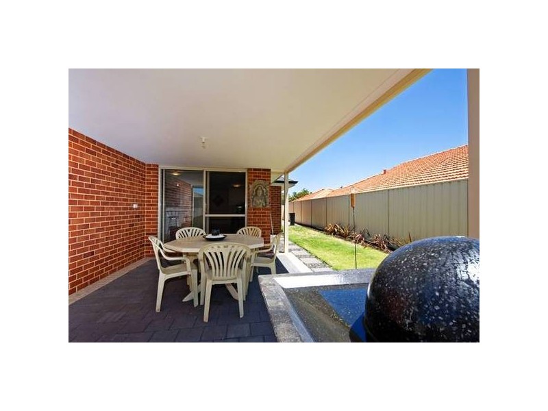 31 Murrumbidgee Drive, Hammond Park WA 6164