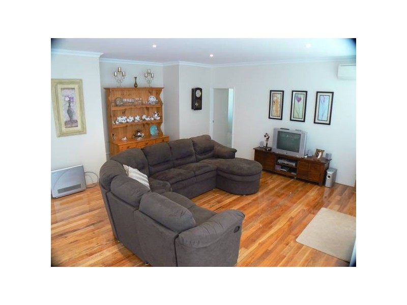 25 Lakefront Avenue, Beeliar WA 6164