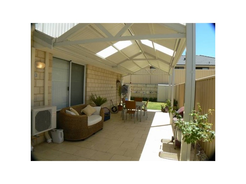 25 Lakefront Avenue, Beeliar WA 6164